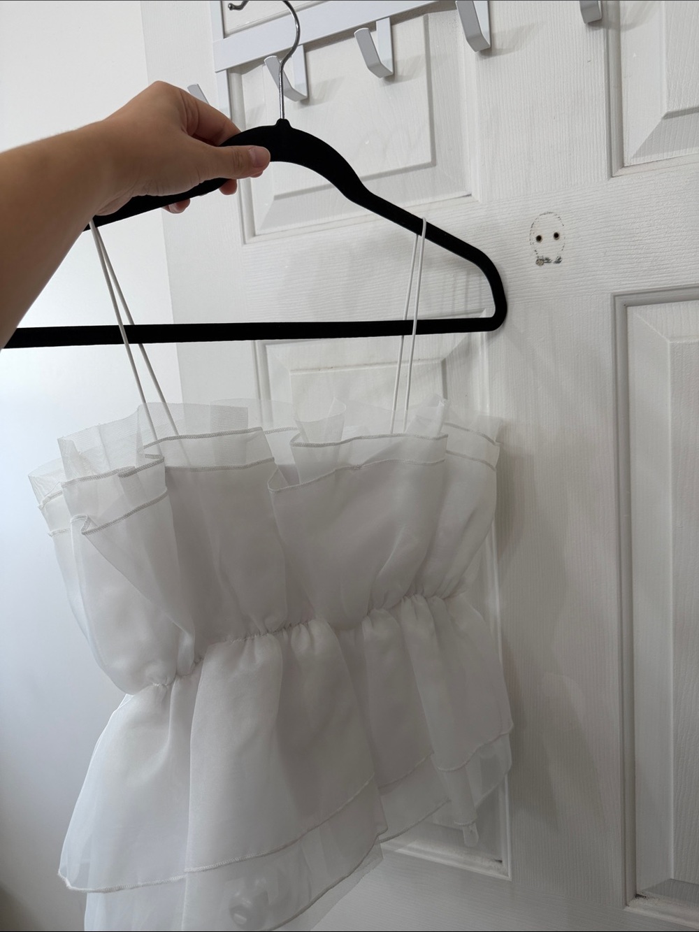 White Ruffled puffy strapless/spaghetti top - Picture 3 of 3